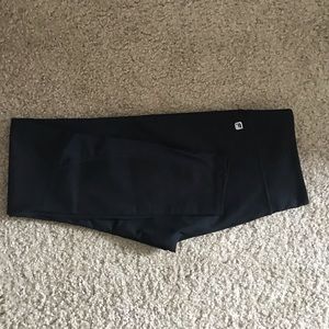 Fabletics Black mid-rise mesh leggings, small